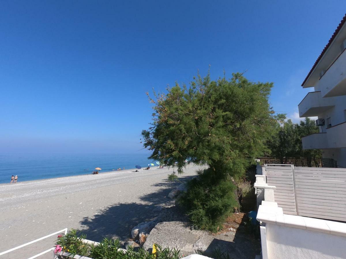 Rivamare Campora Casa Vacanze Campora San Giovanni Luaran gambar