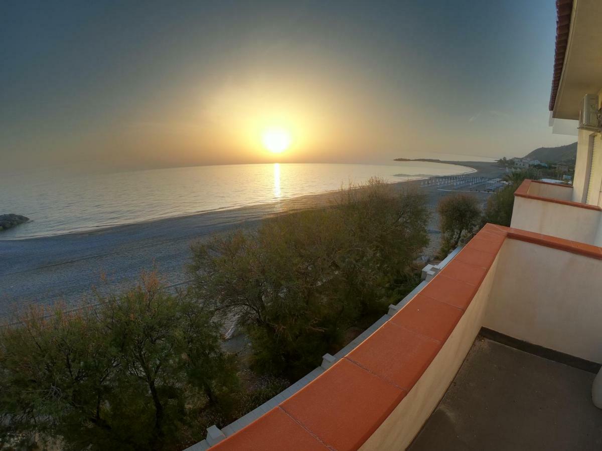 Rivamare Campora Casa Vacanze Campora San Giovanni Luaran gambar