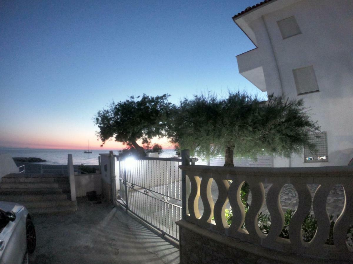 Rivamare Campora Casa Vacanze Campora San Giovanni Luaran gambar