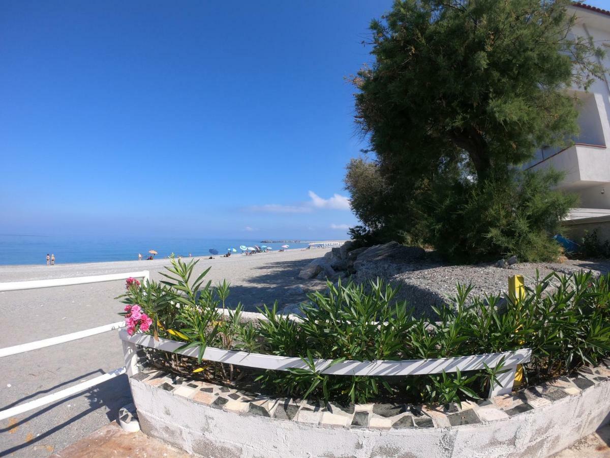 Rivamare Campora Casa Vacanze Campora San Giovanni Luaran gambar
